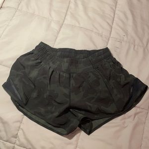 Lululemon Hotty Hot Shorts